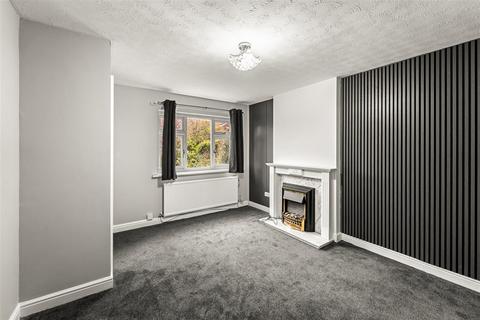 3 bedroom semi-detached house to rent, Christchurch Road, Sale