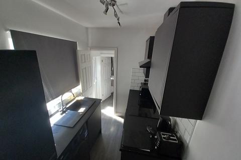 2 bedroom terraced house for sale, Compton Street, Stoke-on-Trent ST1