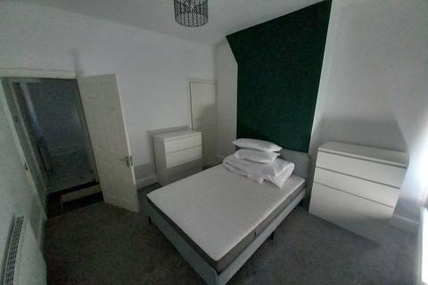 2 bedroom terraced house for sale, Compton Street, Stoke-on-Trent ST1