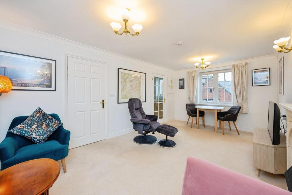 8minstercourt-12.jpg