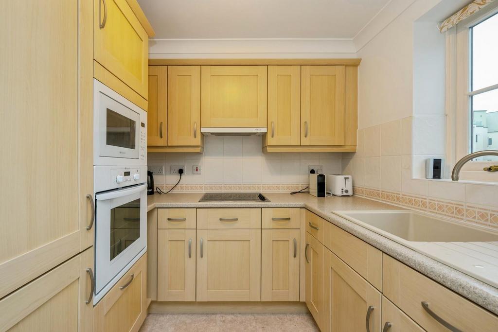 8minstercourt-8.jpg