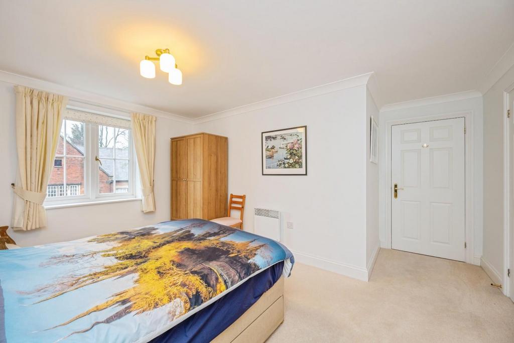 8minstercourt-3.jpg