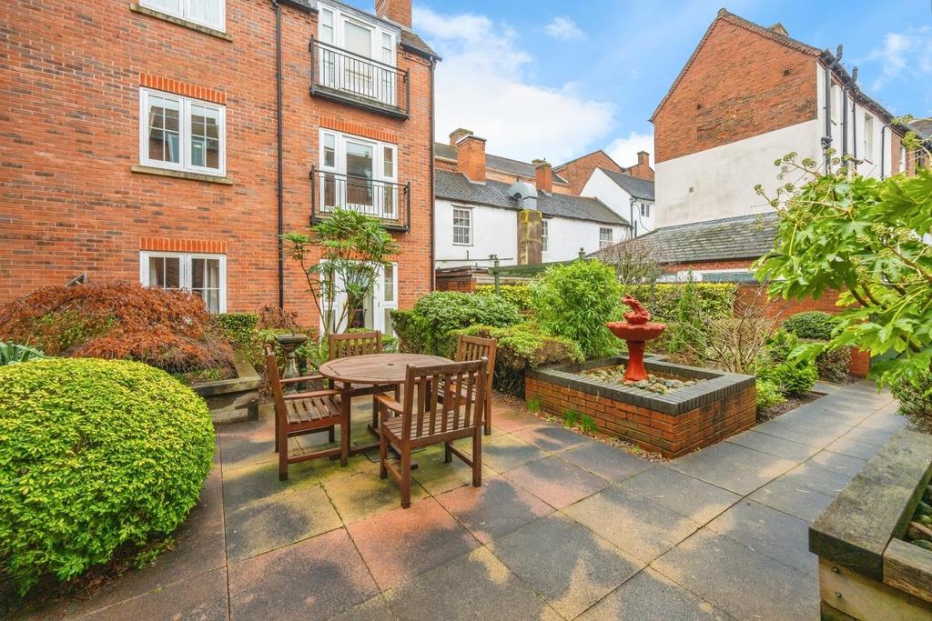 8minstercourt-23.jpg