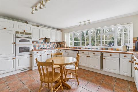 5 bedroom detached house for sale, Wentworth Way, Bletchley, Milton Keynes