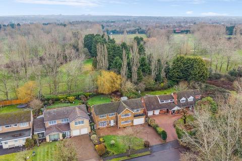 5 bedroom detached house for sale, Wentworth Way, Bletchley, Milton Keynes