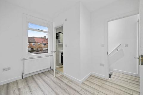 3 bedroom house for sale, Primrose Avenue, Enfield EN2