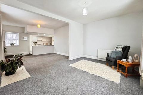 4 bedroom end of terrace house for sale, Hoxton Road, Devon TQ1