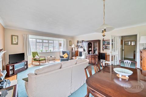 2 bedroom maisonette for sale, Trafalgar Court, Farnham, Surrey, GU9