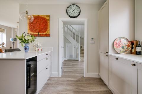 undefined, Central Wedmore