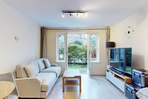 1 bedroom flat to rent, Candler Mews, TW1