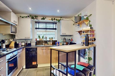 1 bedroom flat to rent, Candler Mews, TW1