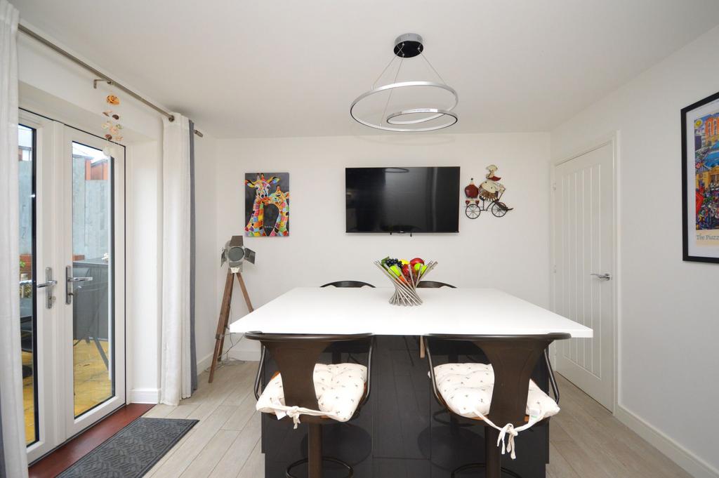 Kitchen / Diner