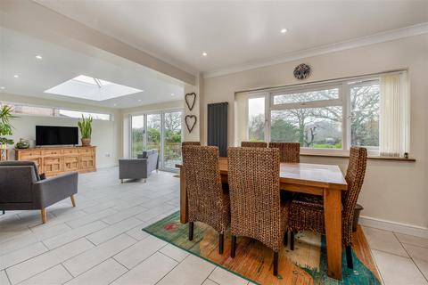 undefined, Upper Crabbick Lane, Denmead