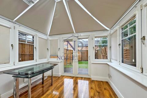 undefined, Hounslow, TW4