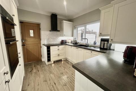 undefined, Hawthorn Lane, Sale