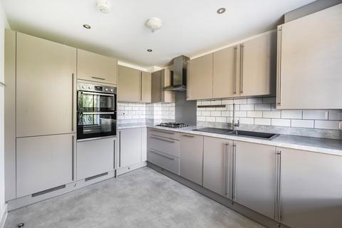 3 bedroom semi-detached house for sale, Fullbrook Avenue, Reading RG7