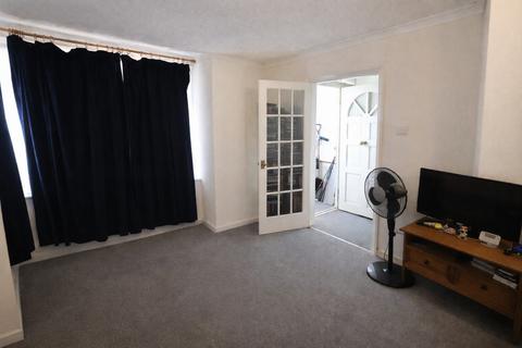 2 bedroom terraced house for sale, Gooshays Drive, Romford, RM3