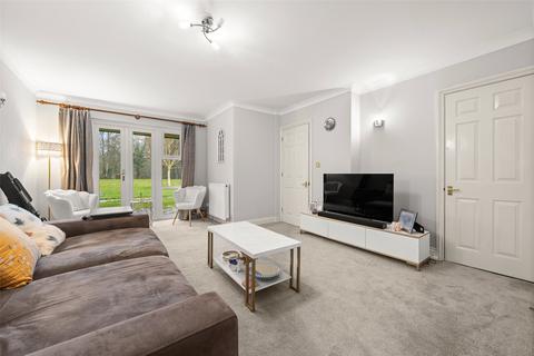 4 bedroom house for sale, Heathlands Court, Berkshire RG40