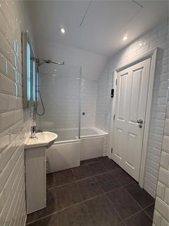 undefined, Queens Road, Weybridge, Surrey, KT13