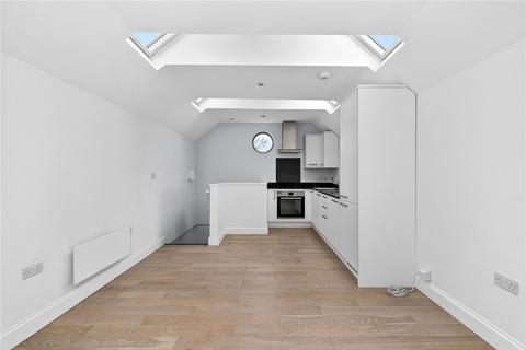 1 bedroom apartment to rent, Queens Road, Weybridge, Surrey, KT13