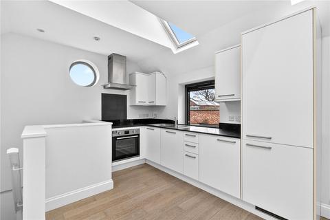 1 bedroom apartment to rent, Queens Road, Weybridge, Surrey, KT13