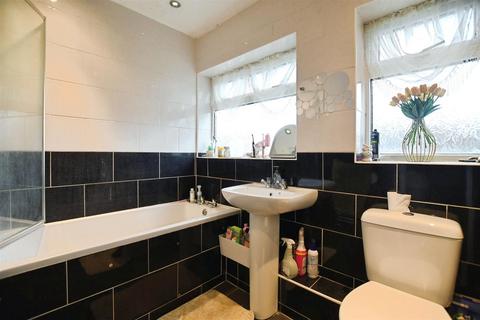 3 bedroom end of terrace house for sale, Wexford Avenue, Hull