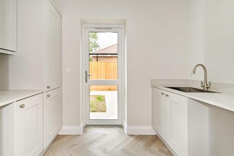 3 bedroom detached bungalow for sale, 3 Linwood Park, Arundel