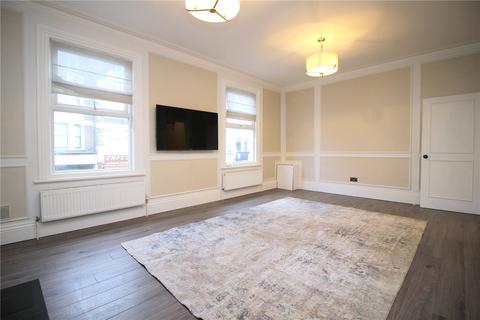 2 bedroom apartment to rent, Broadway, Leigh-on-Sea, Essex, SS9