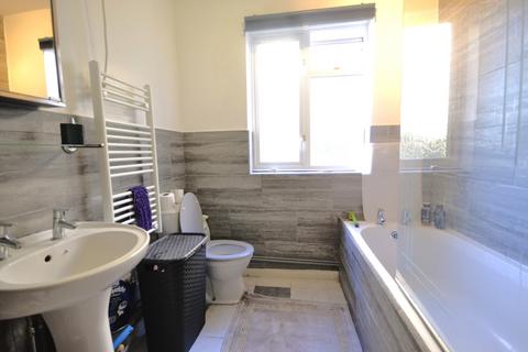 1 bedroom flat to rent, Melton Court, Havelock Road, Croydon CR0