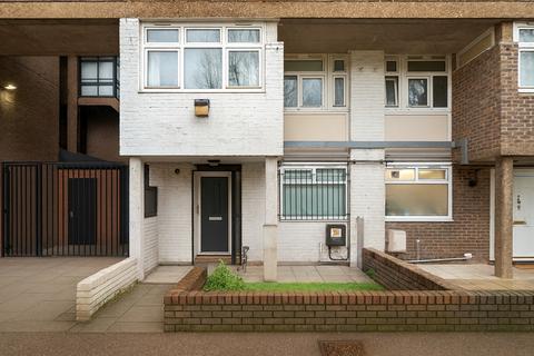 undefined, Old Montague Street, London, E1