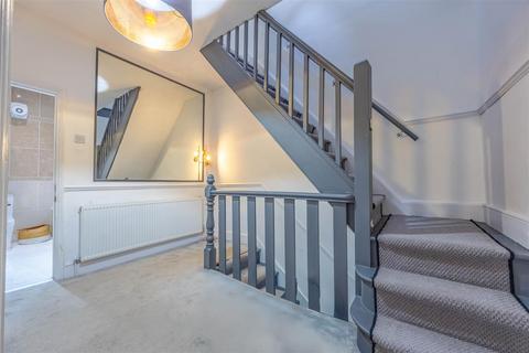 undefined, LEIGHTON AVENUE, Leigh-On-Sea