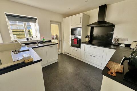 3 bedroom detached bungalow for sale, Llanfawr Close, Holyhead, Anglesey, LL65