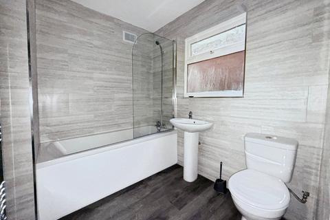 2 bedroom terraced house to rent, Broadfield Road, Manchester, Greater Manchester, M14