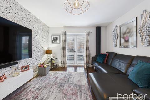 undefined, Raeswood Crescent, Crookston, Glasgow, G53 7HE