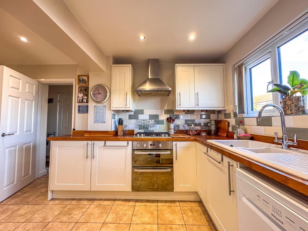 Kitchen/Breakfast