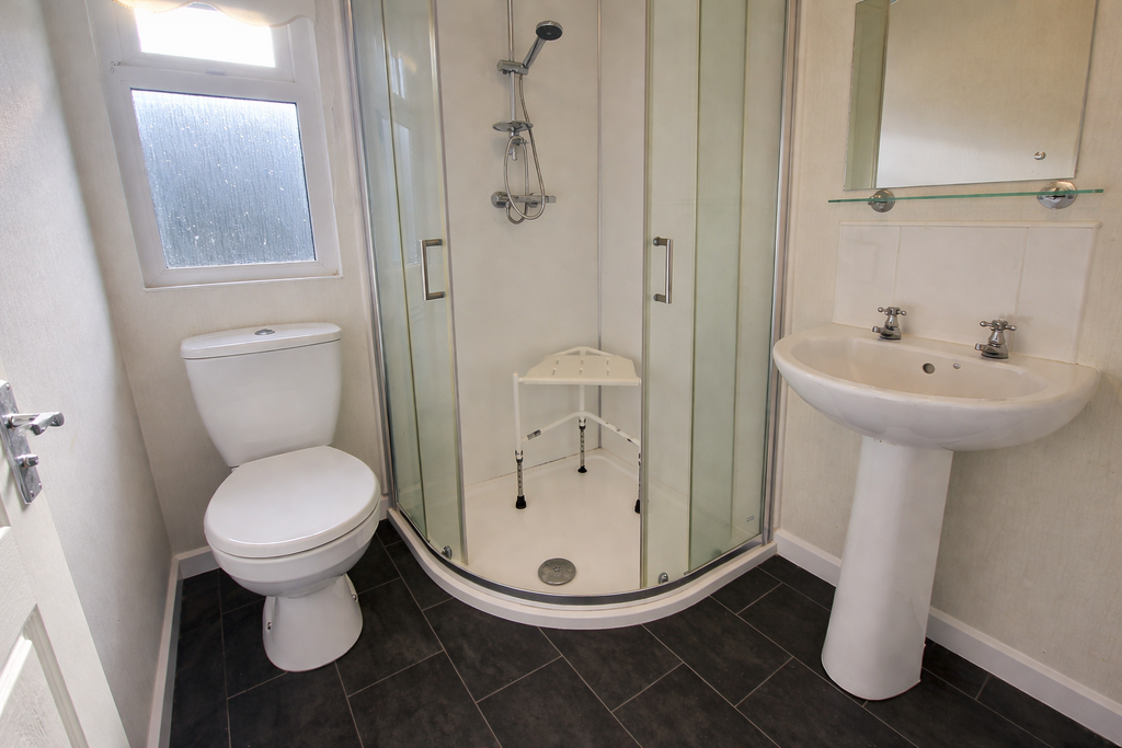 Ensuite Shower Room