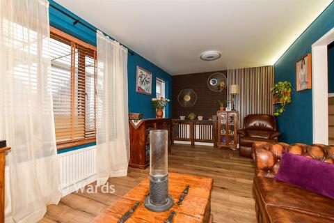 Maynards, Marden TN12