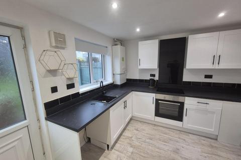 2 bedroom house to rent, Cheshire Grove, South Shields