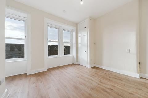 2 bedroom flat for sale, 122 Cumming Drive, Flat 3/1, Mount Florida, Glasgow, G42 9BW