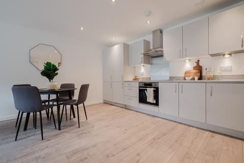 2 bedroom apartment to rent, at The Gateway, Apt 25, 3 Brick Kiln Road M12