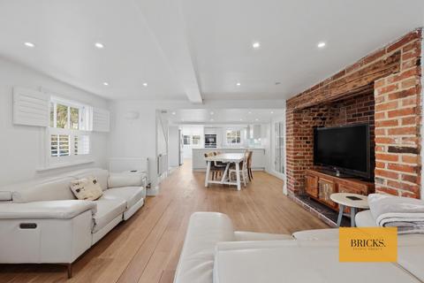 3 bedroom semi-detached house for sale, Chapel Lane, Chigwell IG7