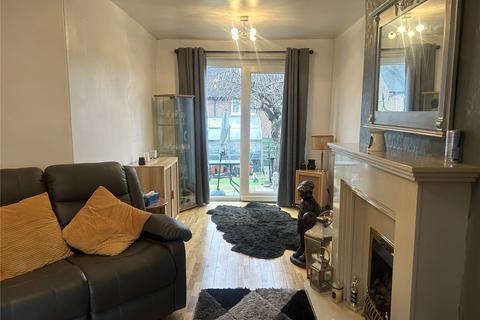 undefined, Leslie Avenue, Chadderton, Oldham, Greater Manchester, OL9