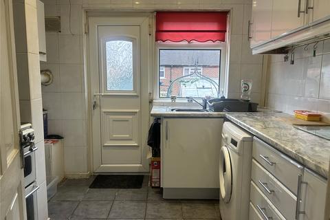 undefined, Leslie Avenue, Chadderton, Oldham, Greater Manchester, OL9