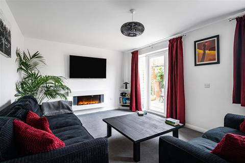 4 bedroom detached house for sale, Court Farm Road, Newhaven