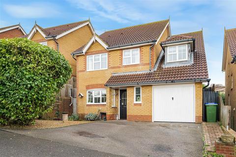 4 bedroom detached house for sale, Court Farm Road, Newhaven