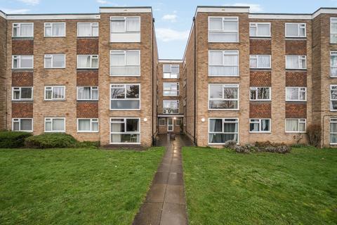 2 bedroom apartment for sale, Harcourt Avenue, Wallington SM6