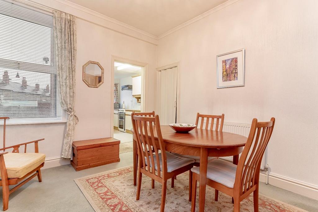 Dining Room - C.jpg
