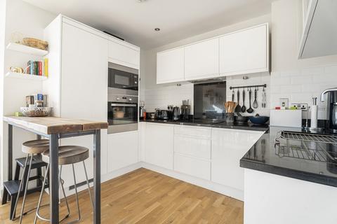 1 bedroom apartment for sale, Selsea Place, London, N16