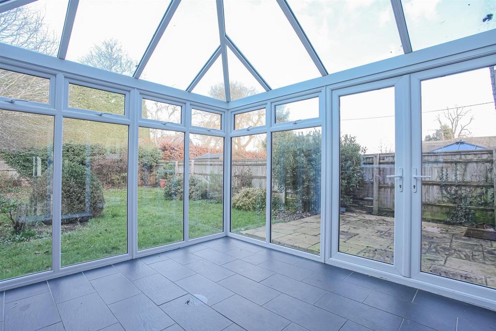 6 Conservatory.jpg