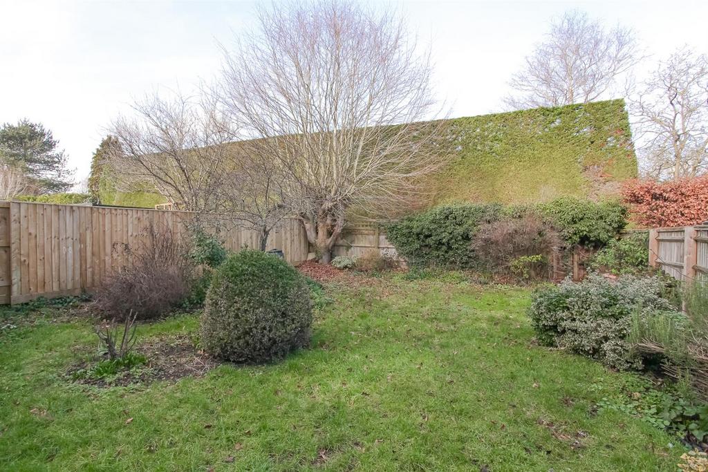 6 Garden a.jpg